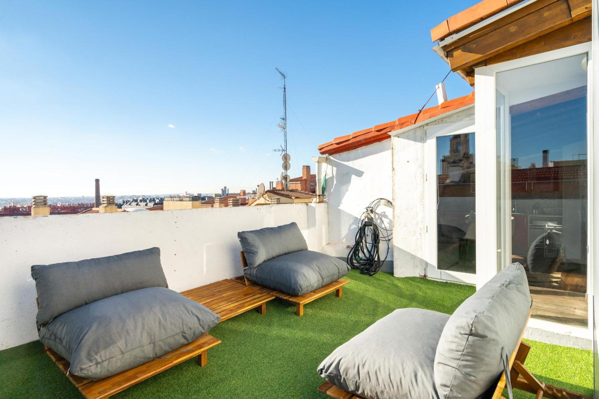 דירות מדריד Atico Con Terraza En Lavapies Alquiler Temporal מראה חיצוני תמונה